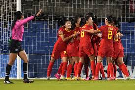 联合对阵美
